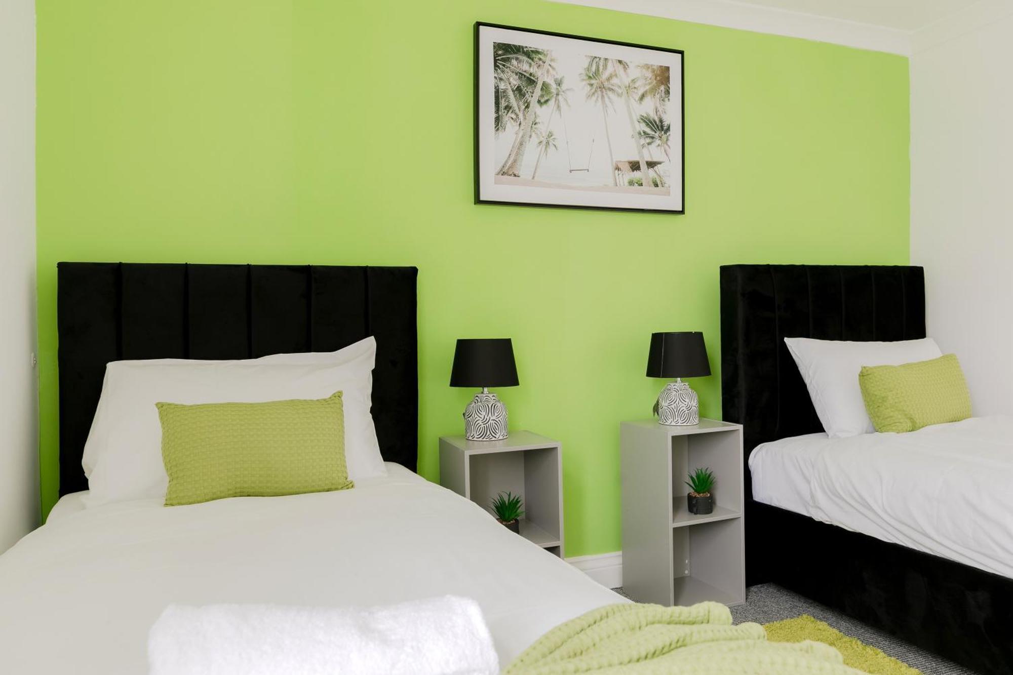 5Br House, Free Parking Offa12, Contractor, Big Families, Relocation Villa Redbridge Buitenkant foto