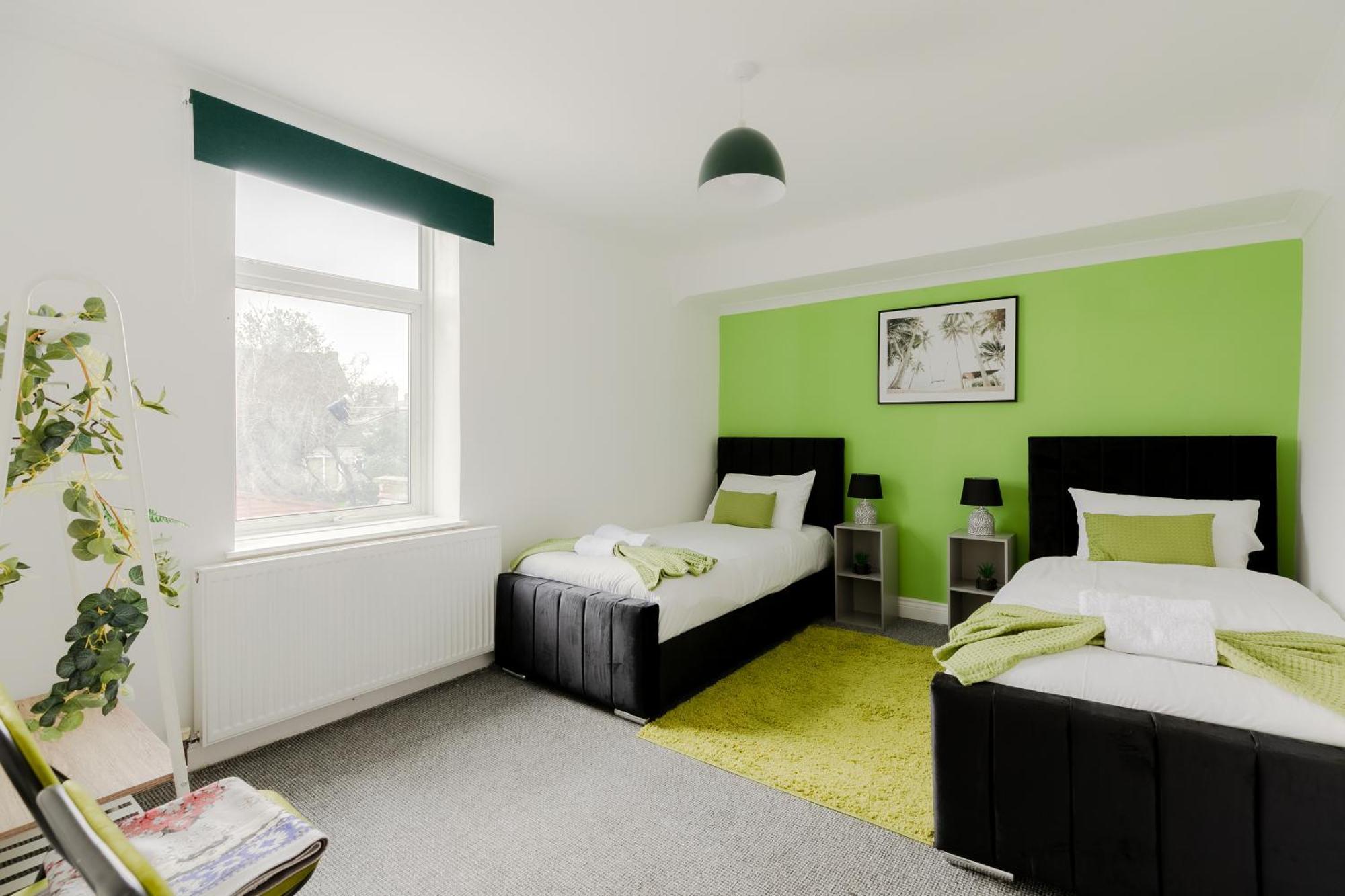 5Br House, Free Parking Offa12, Contractor, Big Families, Relocation Villa Redbridge Buitenkant foto