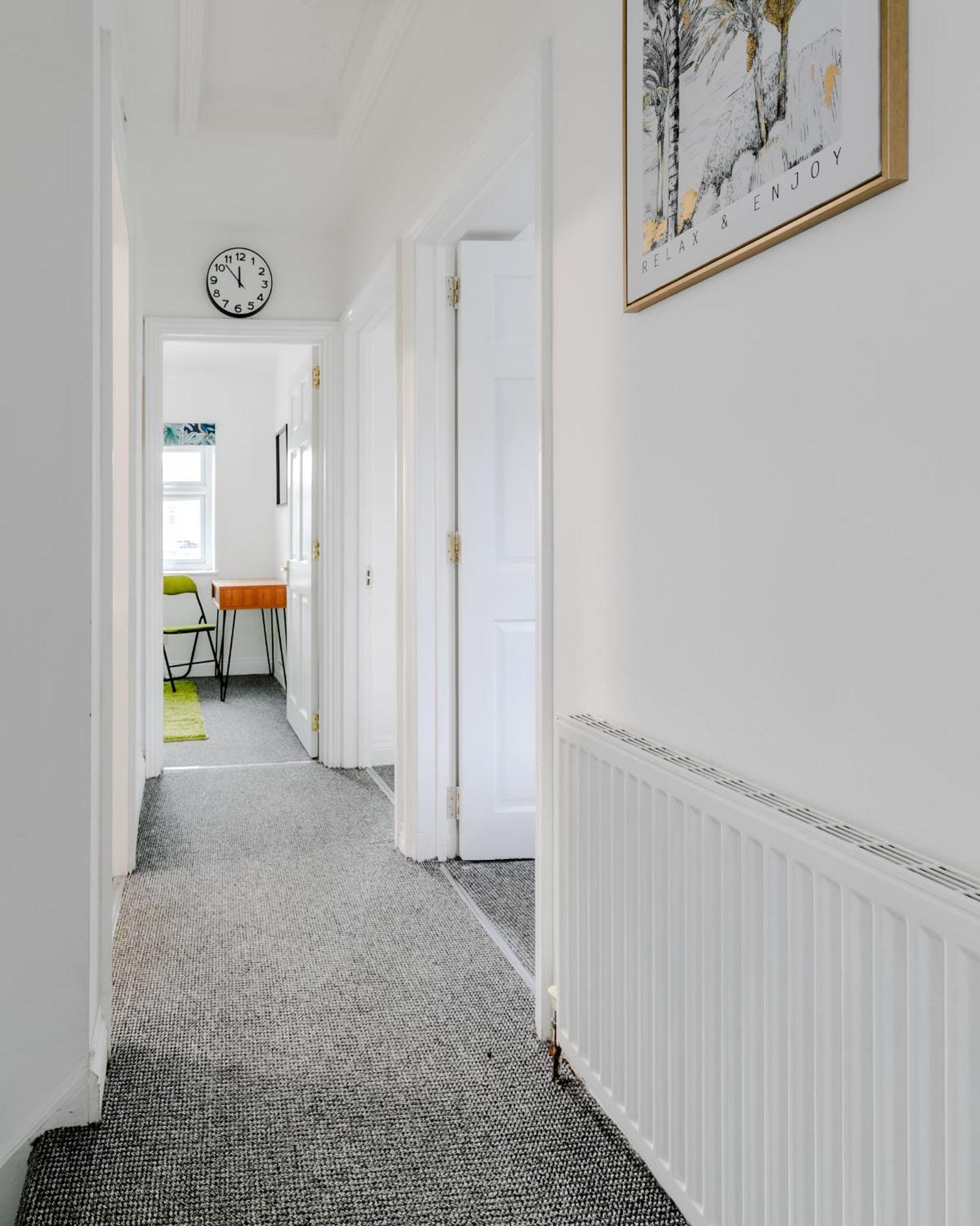 5Br House, Free Parking Offa12, Contractor, Big Families, Relocation Villa Redbridge Buitenkant foto